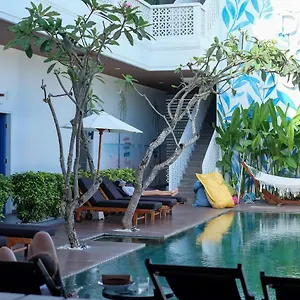 Dip & Doze Boutique Canggu